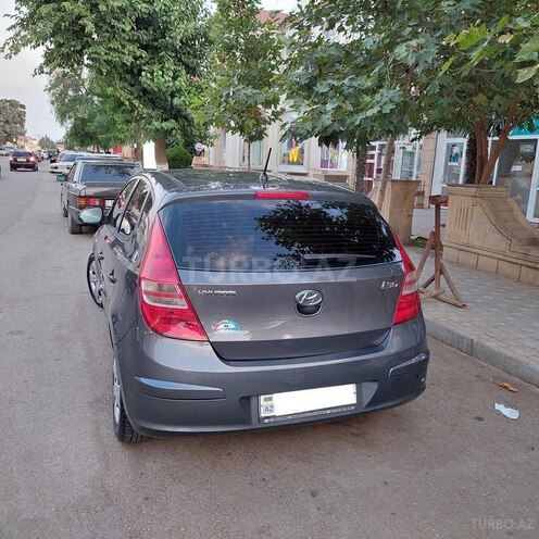Hyundai i30 2009, 178,000 km - 1.4 l - Biləsuvar