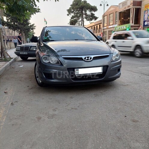 Hyundai i30 2009, 178,000 km - 1.4 l - Biləsuvar
