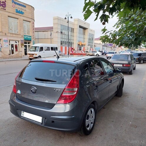 Hyundai i30 2009, 178,000 km - 1.4 l - Biləsuvar