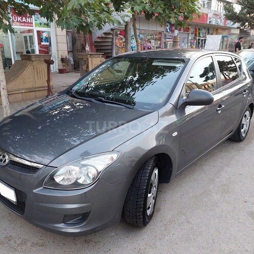 Hyundai i30 2009, 178,000 km - 1.4 l - Biləsuvar