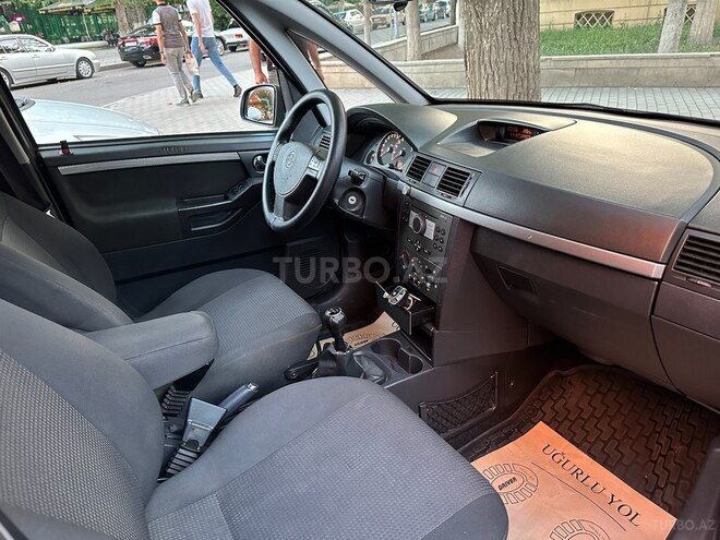 Opel Meriva 2009, 185,000 km - 1.4 л - Gəncə