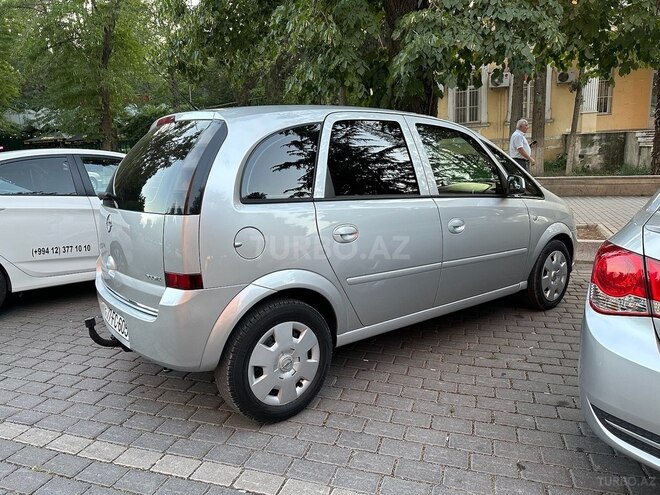 Opel Meriva 2009, 185,000 km - 1.4 л - Gəncə