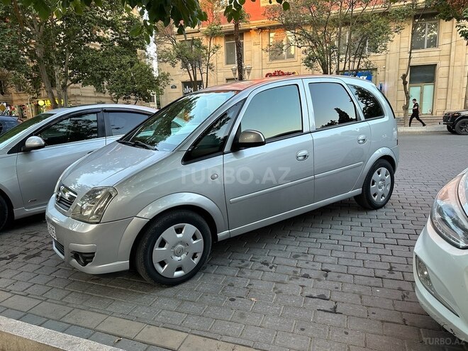 Opel Meriva 2009, 185,000 km - 1.4 л - Gəncə