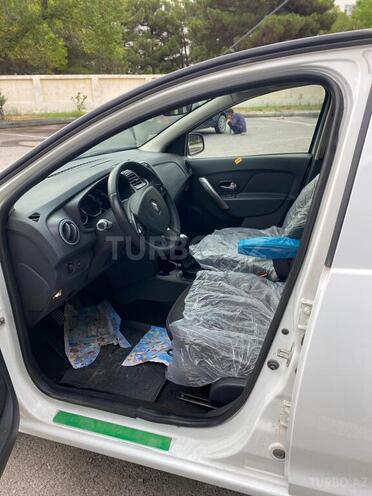 Renault Sandero 2015, 31,300 km - 1.6 l - Xırdalan