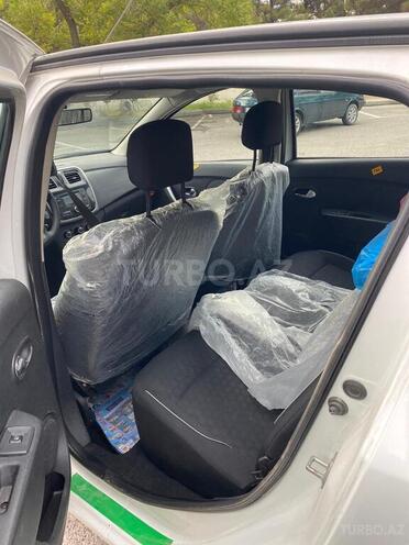 Renault Sandero 2015, 31,300 km - 1.6 l - Xırdalan