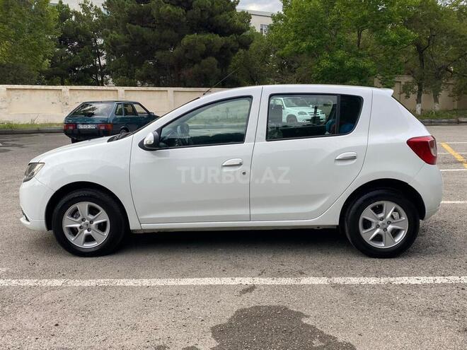 Renault Sandero 2015, 31,300 km - 1.6 l - Xırdalan