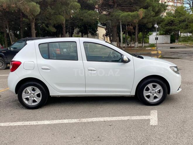 Renault Sandero 2015, 31,300 km - 1.6 l - Xırdalan