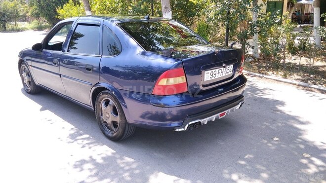 Opel Vectra 1998, 555,555 km - 1.8 л - Sumqayıt