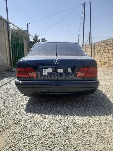 Mercedes E 230 1996, 368,900 km - 2.3 l - Bakı