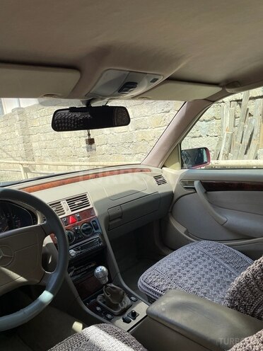 Mercedes C 200 1998, 230,000 km - 2.0 l - Bakı