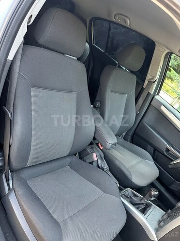 Opel Astra 2008, 224,000 km - 1.4 l - Qazax