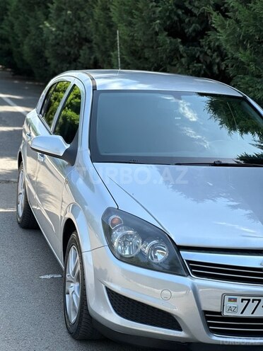 Opel Astra 2008, 224,000 km - 1.4 l - Qazax