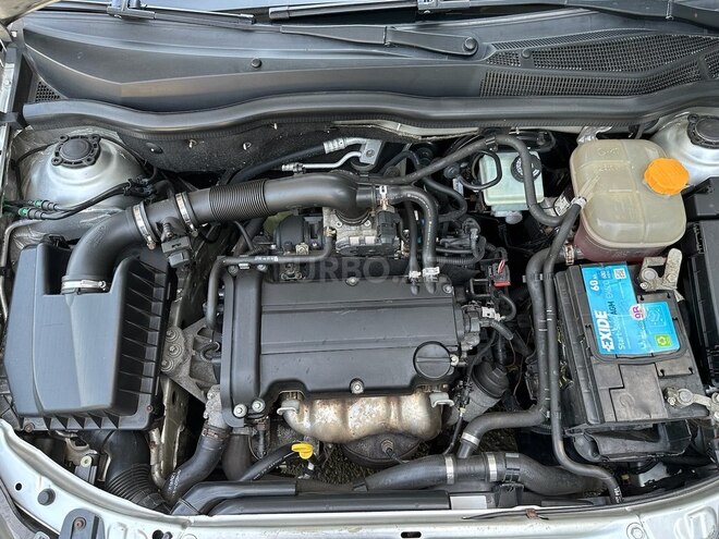 Opel Astra 2008, 224,000 km - 1.4 l - Qazax