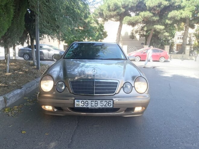 Mercedes E 200 1999, 370,000 km - 2.0 л - Bakı