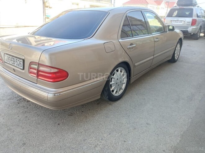 Mercedes E 200 1999, 370,000 km - 2.0 л - Bakı