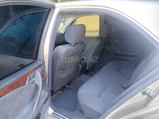 Mercedes E 200 1999, 370,000 km - 2.0 л - Bakı