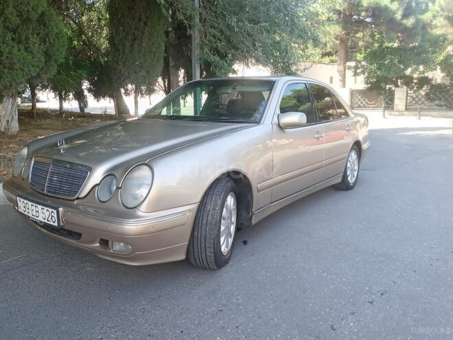 Mercedes E 200 1999, 370,000 km - 2.0 л - Bakı