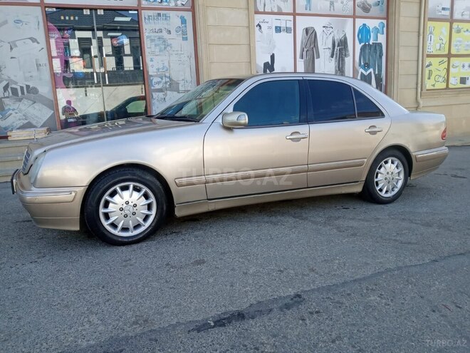 Mercedes E 200 1999, 370,000 km - 2.0 л - Bakı
