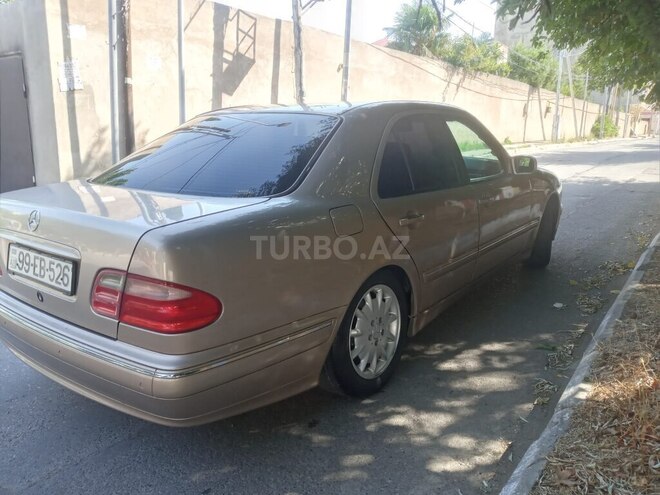 Mercedes E 200 1999, 370,000 km - 2.0 л - Bakı
