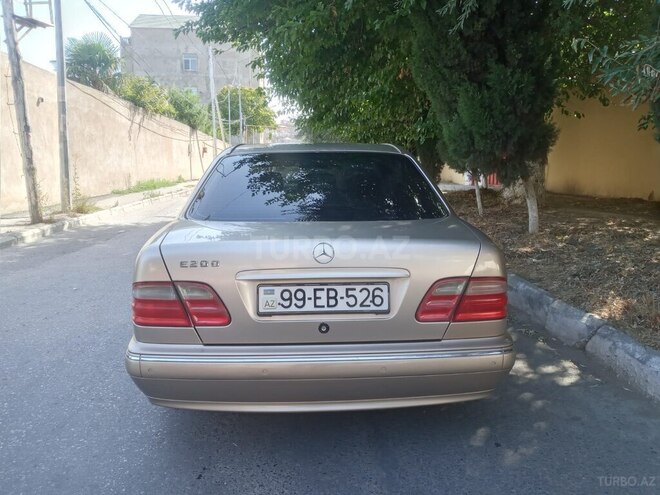 Mercedes E 200 1999, 370,000 km - 2.0 л - Bakı