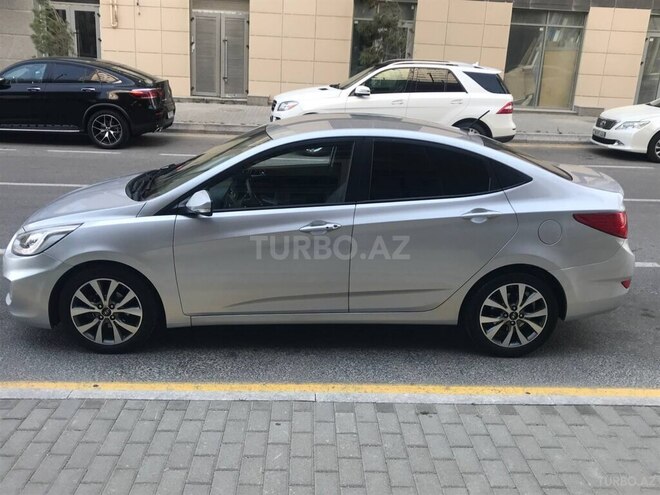 Hyundai Accent 2015, 128,963 km - 1.6 l - Bakı