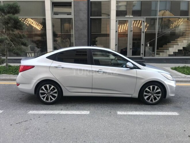 Hyundai Accent 2015, 128,963 km - 1.6 l - Bakı
