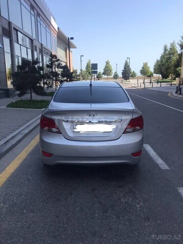 Hyundai Accent 2015, 128,963 km - 1.6 l - Bakı