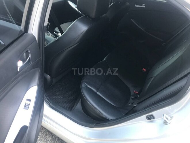 Hyundai Accent 2015, 128,963 km - 1.6 l - Bakı