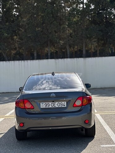 Toyota Corolla 2009, 271,000 km - 1.4 л - Bakı