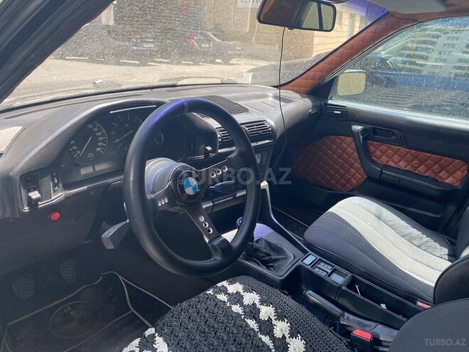 BMW 525 1992, 300,000 km - 2.5 l - Bakı
