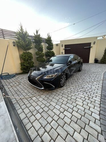 Lexus ES 300h 2021, 44,900 km - 2.5 l - Bakı