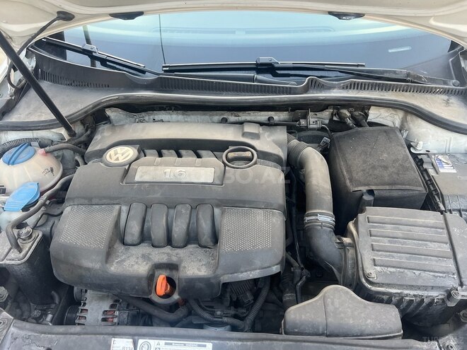Volkswagen Golf 2011, 139,000 km - 1.6 l - Bakı
