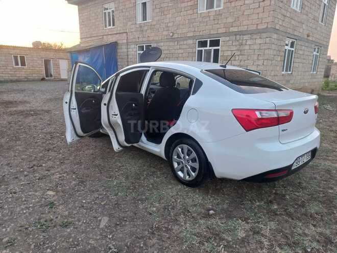 Kia Rio 2014, 193,120 km - 1.6 l - Masallı