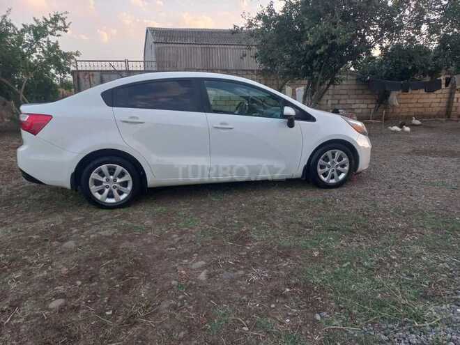Kia Rio 2014, 193,120 km - 1.6 l - Masallı
