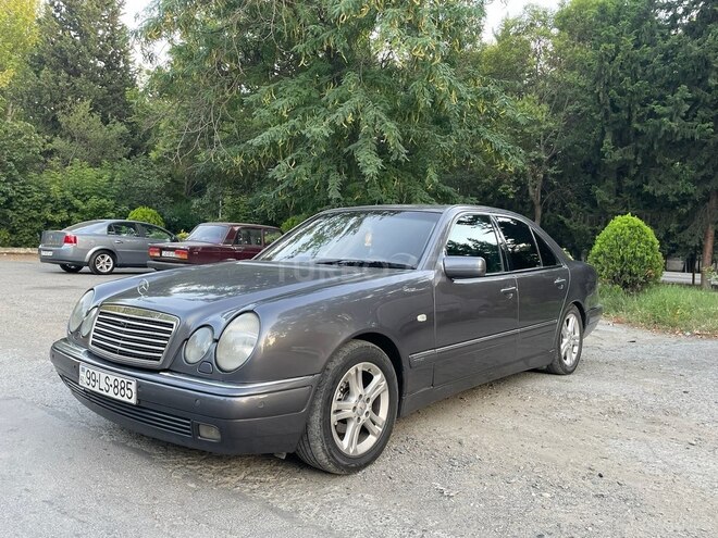Mercedes E 240 1999, 290,615 km - 2.6 l - Mingəçevir