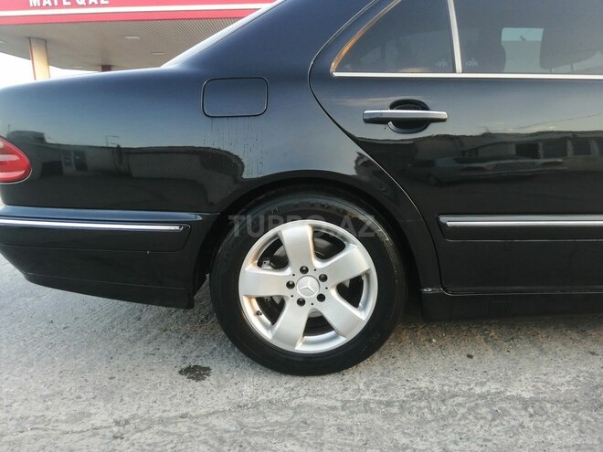 Mercedes E 270 2001, 398,524 km - 2.7 l - Sumqayıt