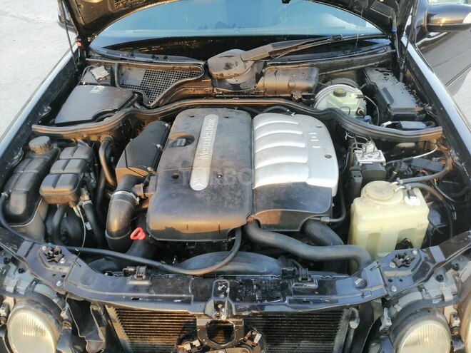 Mercedes E 270 2001, 398,524 km - 2.7 l - Sumqayıt