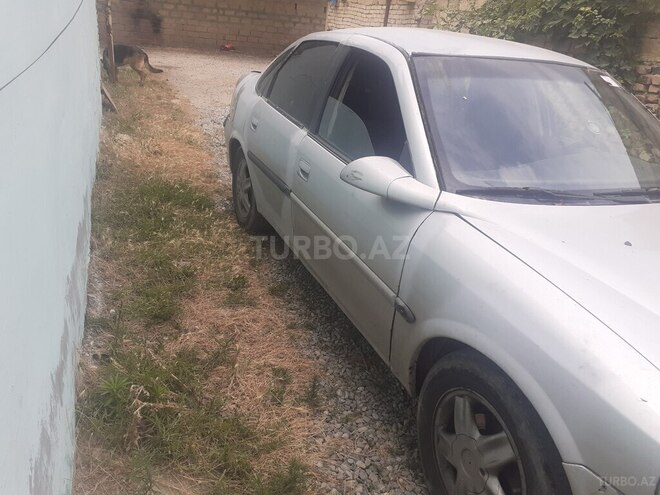 Opel Vectra 1996, 258,528 km - 2.0 l - Sumqayıt