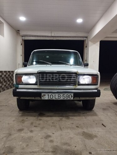 LADA (VAZ) 2107 2002, 50,000 km - 1.7 l - Salyan