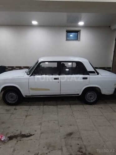 LADA (VAZ) 2107 2002, 50,000 km - 1.7 l - Salyan