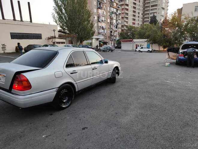 Mercedes C 180 1996, 300,000 km - 1.8 л - Bakı