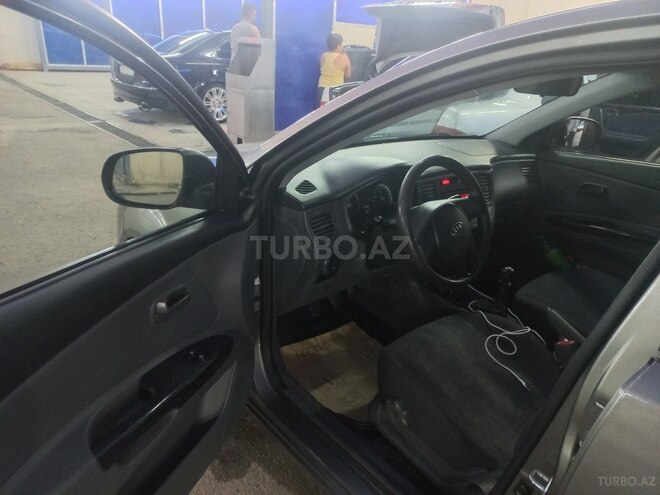 Kia Rio 2010, 312,568 km - 1.5 л - Gəncə
