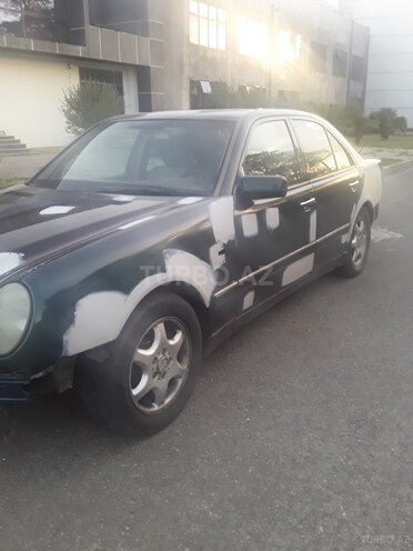 Mercedes E 220 1999, 666,000 km - 2.2 l - Lənkəran