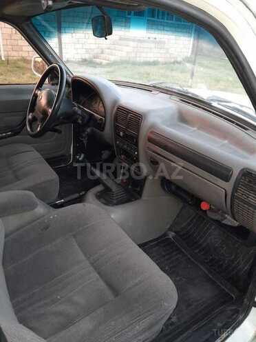 GAZ 3110 1998, 31,313 km - 2.4 l - İmişli