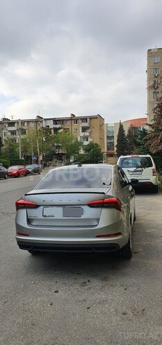 Skoda Rapid 2021, 24,000 km - 1.6 l - Bakı