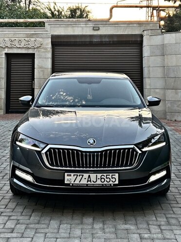 Skoda Octavia 2022, 19,800 km - 1.6 л - Bakı