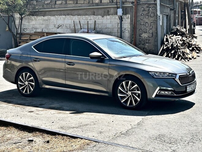 Skoda Octavia 2022, 19,800 km - 1.6 л - Bakı