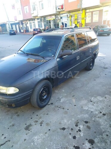 Opel Astra 1996, 400,000 km - 1.6 l - Zaqatala