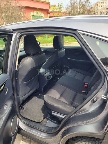 Lexus NX 200 2016, 28,000 km - 2.0 л - Bakı