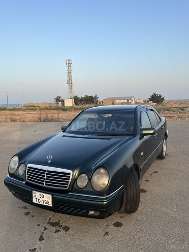 Mercedes E 280 1996, 350,000 km - 2.8 l - Bakı